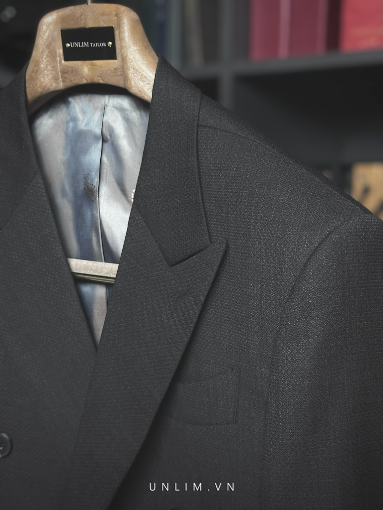 Suit Hai Hàng Khuy Cổ Nhọn Vân Tweed - detail images