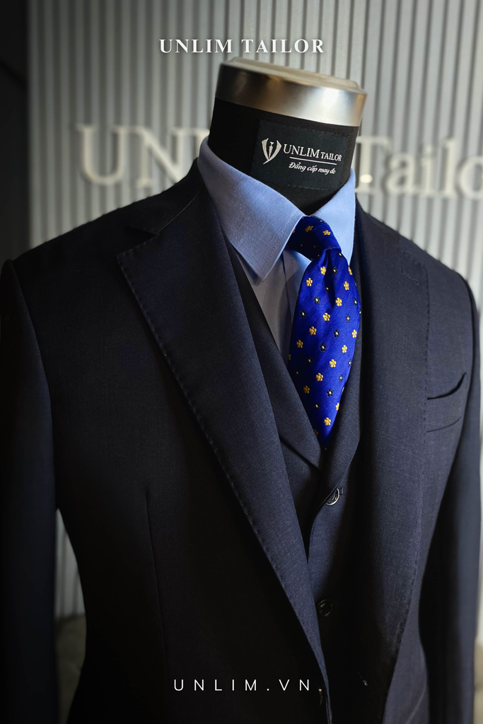 Suit Xanh Tối Cổ Điển Vân Chìm - detail images
